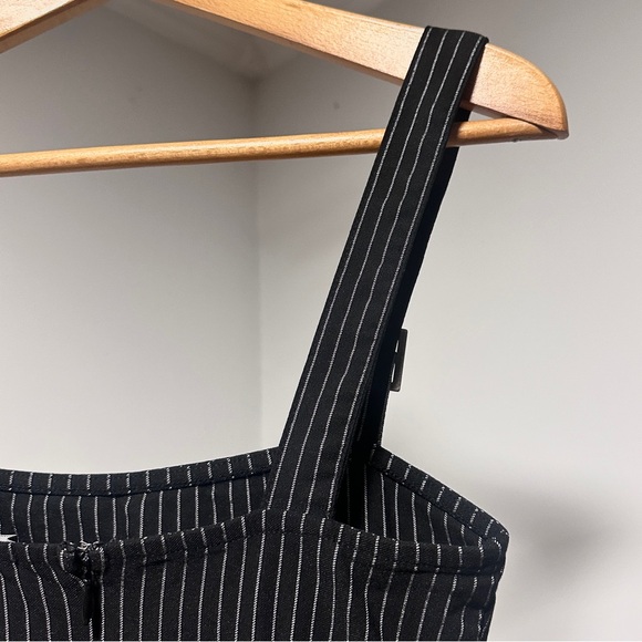Forever 21 Black Pinstripe Bodycon Overall Mini Dress Women’s Size Small EUC - Picture 12 of 16
